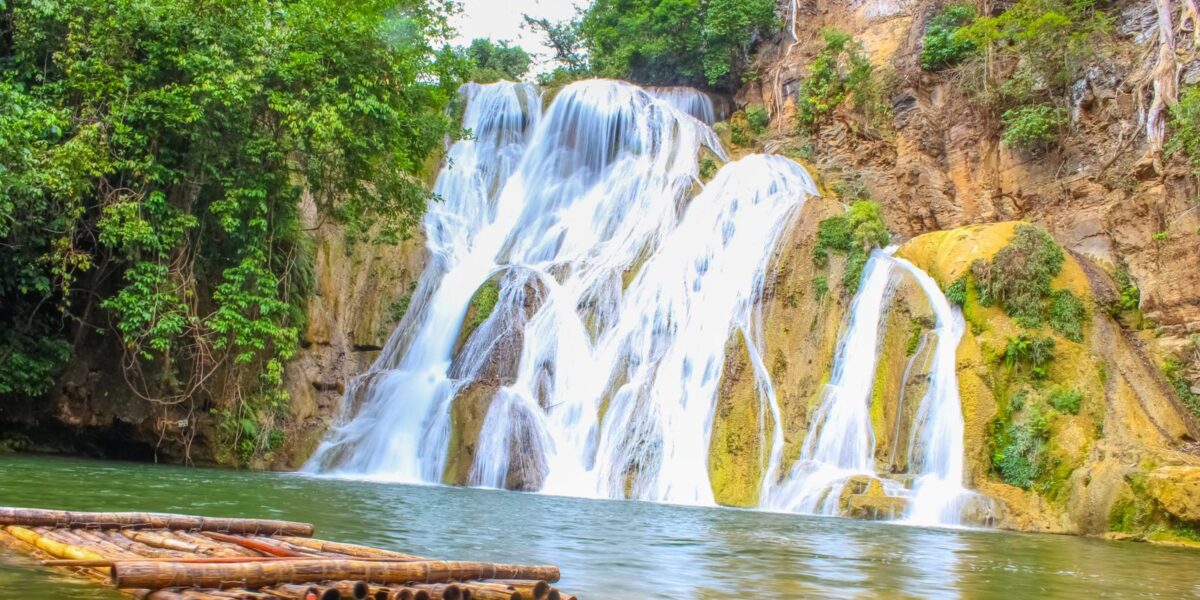 Atividades turísticas em Goiás crescem pelo oitavo mês seguido