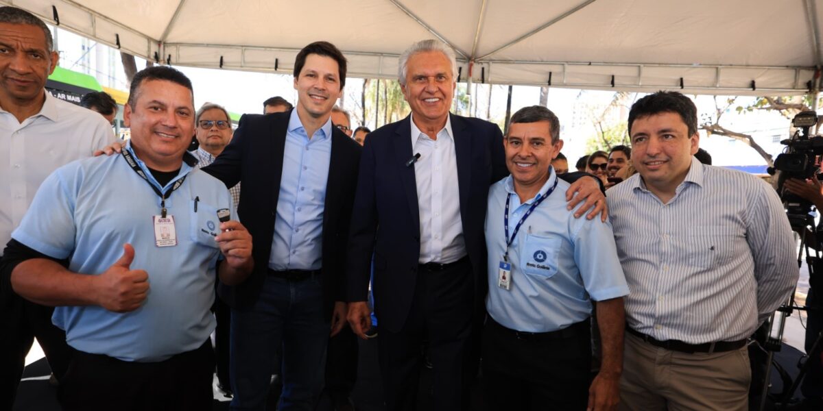 “Goiânia merece transporte público moderno e de qualidade”, diz Daniel Vilela durante entrega de nova frota de ônibus