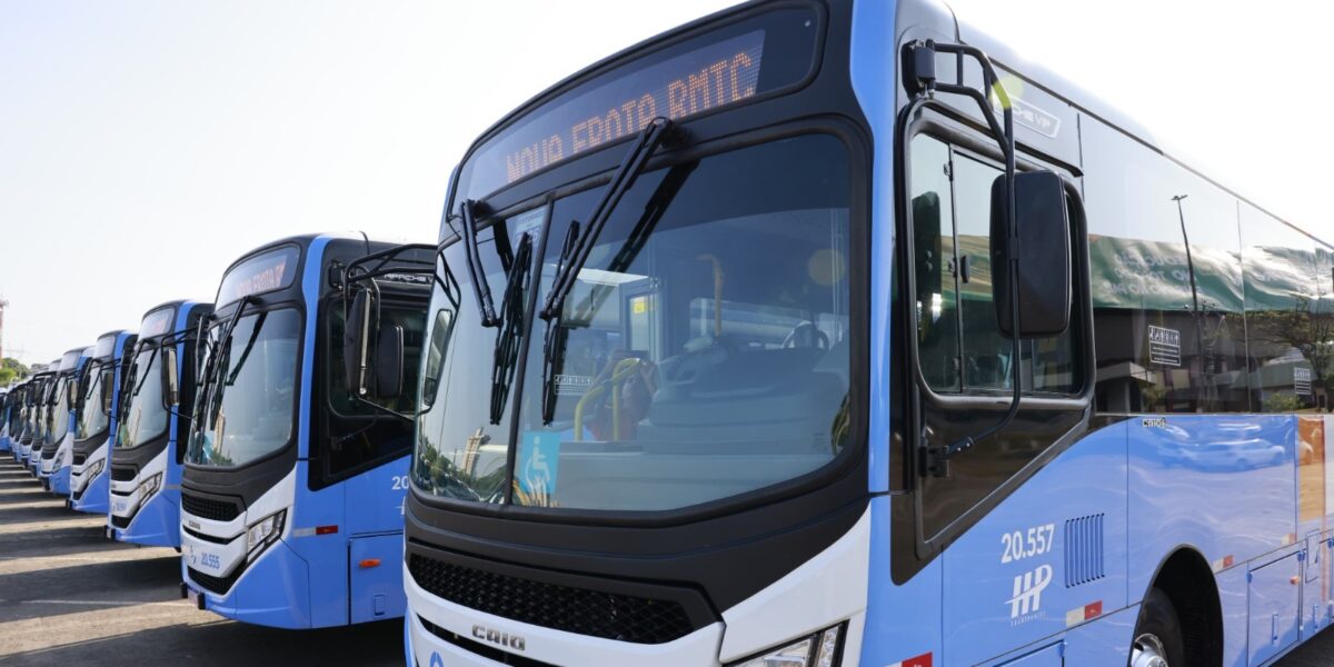 “Nova frota traz eficiência e conforto para o transporte coletivo”, destaca Daniel Vilela durante entrega de 132 novos ônibus