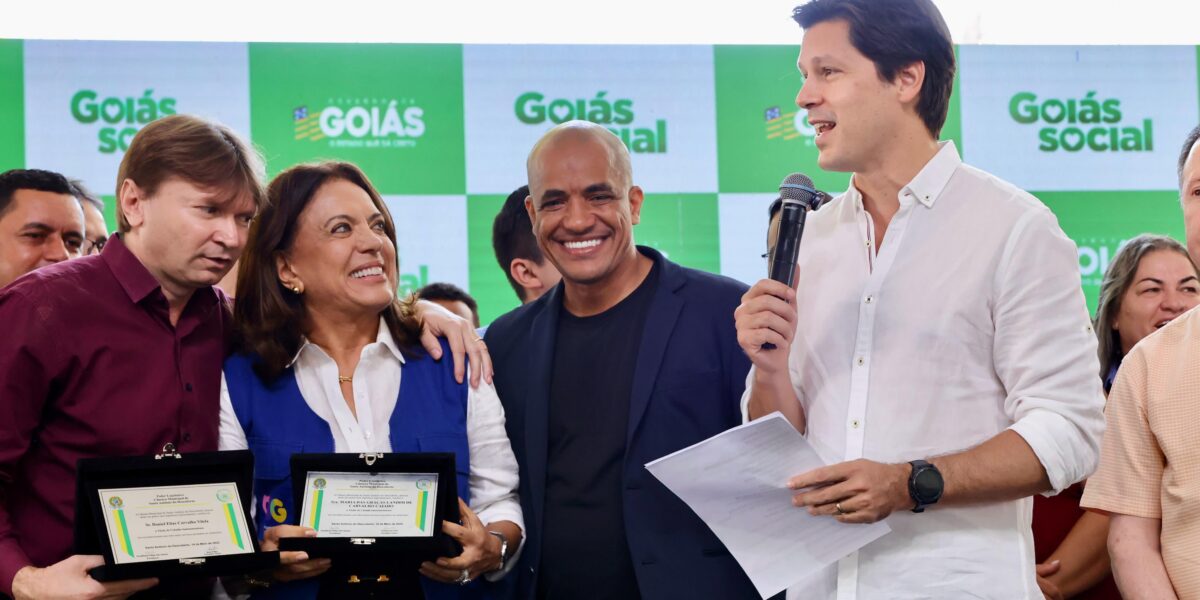 Daniel Vilela e Gracinha Caiado levam benefícios do Goiás Social a Santo Antônio do Descoberto