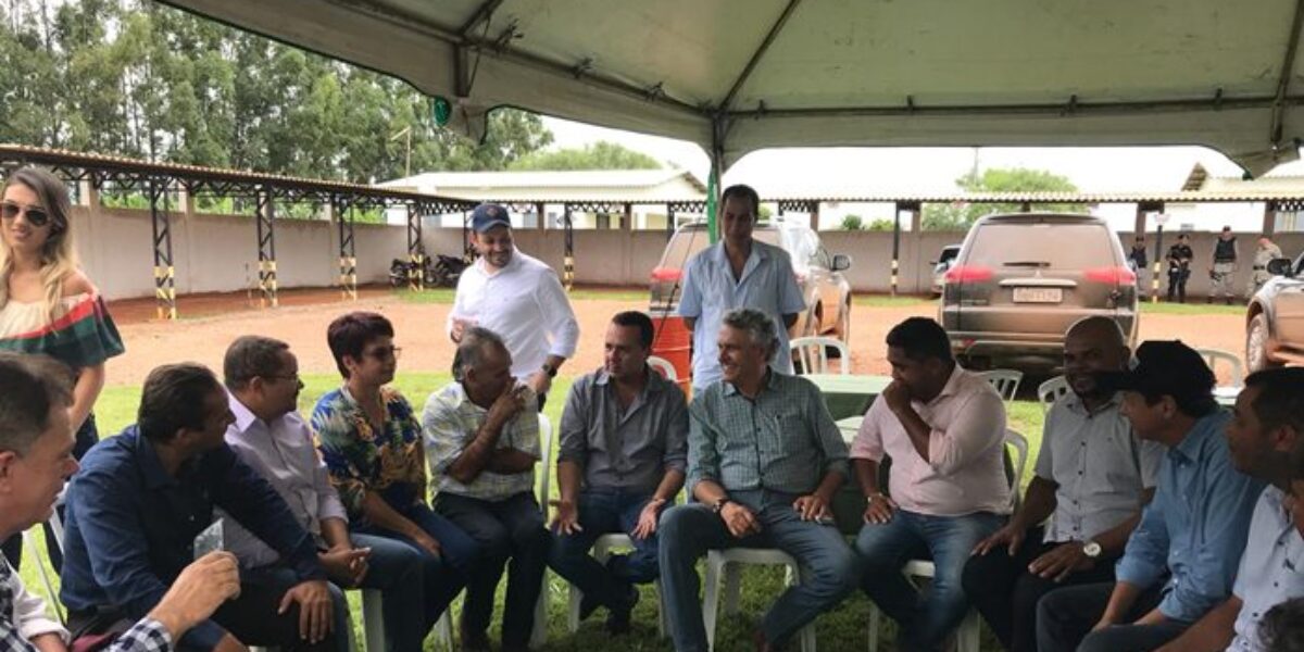 Governo de Goiás dialoga com produtores rurais de Buriti Alto