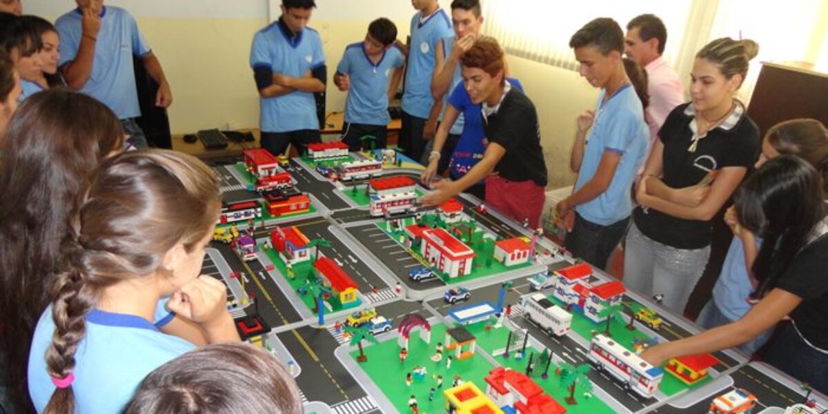 Detran leva sinalização e ações educativas à população de Mineiros