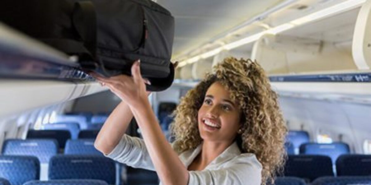 Procon orienta sobre bagagem de mão em voos