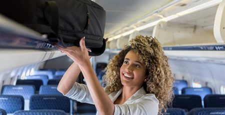 Procon orienta sobre bagagem de mão em voos