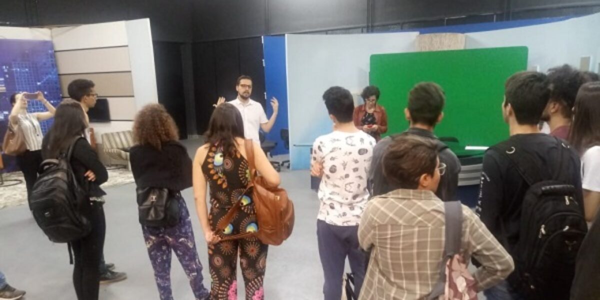 Agência Brasil Central recebe visita de nova turma do curso de Cinema da UEG