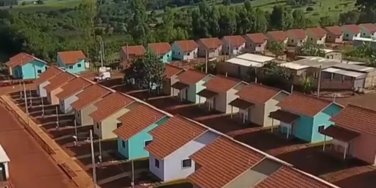 Bonfinópolis: moradores recebem casas do Residencial Campo Belo