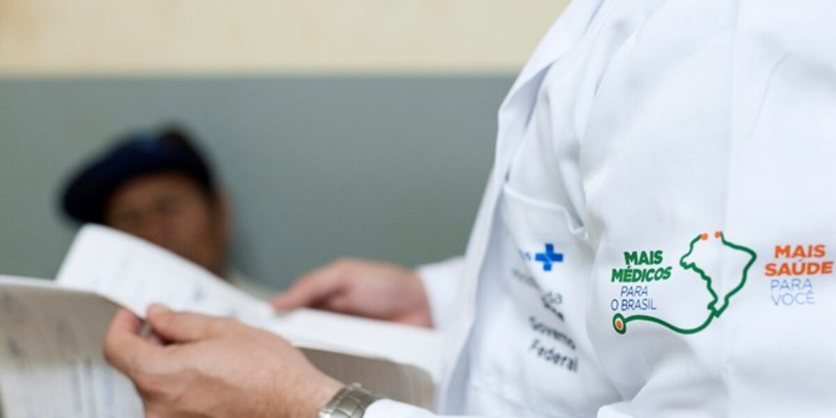 54 municípios goianos recebem profissionais do Programa Mais Médicos