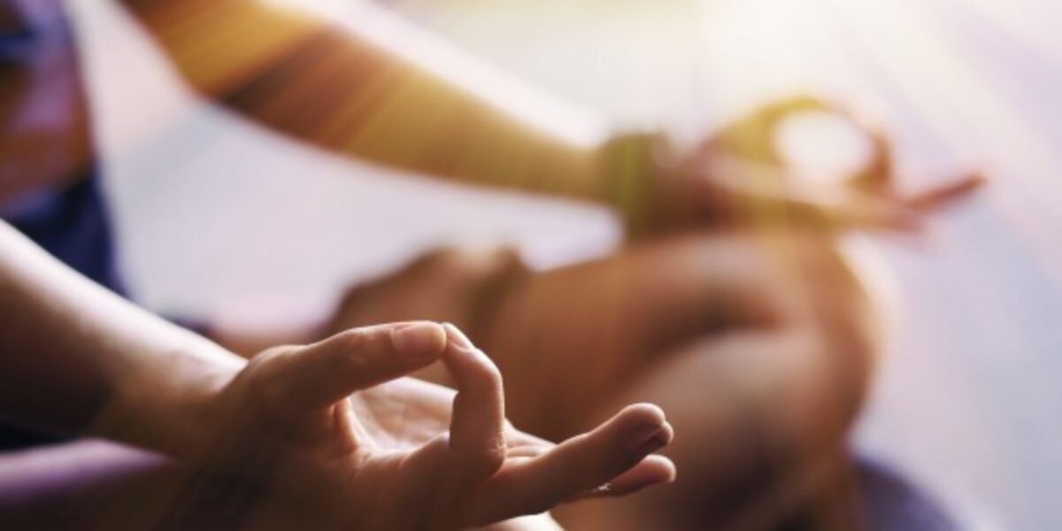 Cremic oferece práticas abertas de ioga, meditação, arteterapia e musicoterapia à comunidade