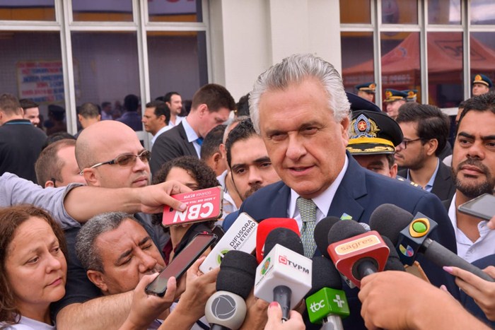 Governador Ronaldo Caiado durante coletiva de imprensa no aniversário da capital.