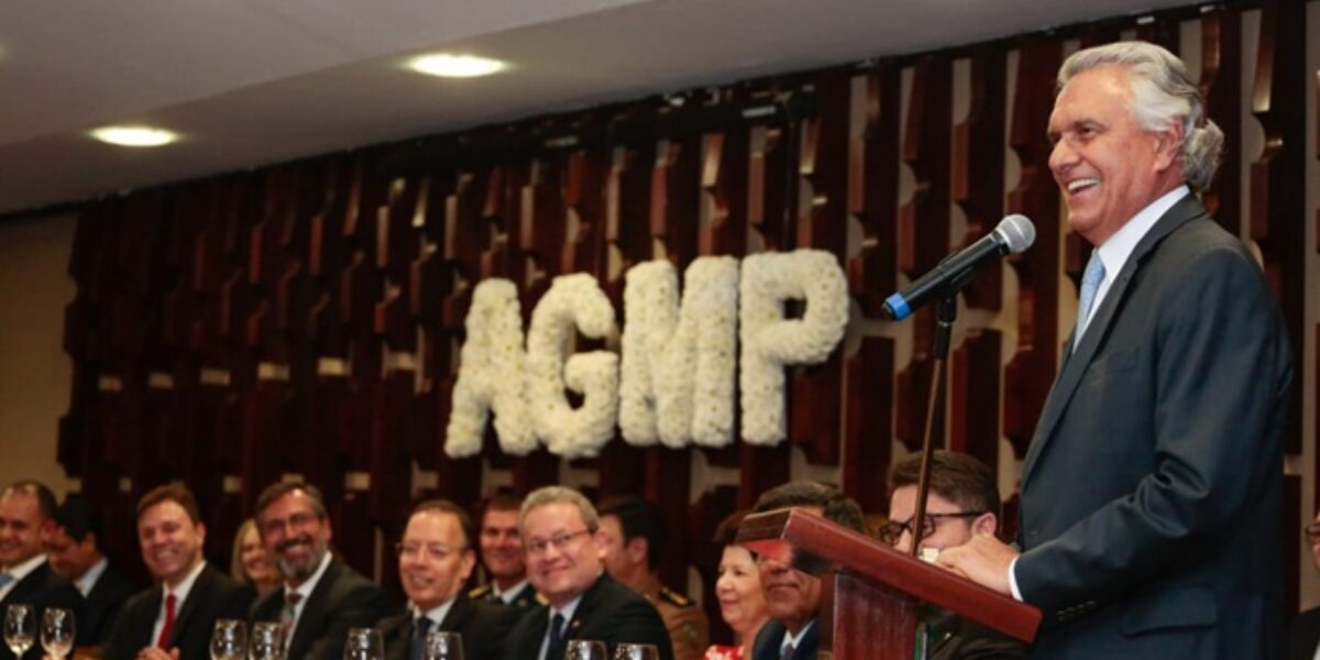 Caiado fala em interlocução diária para desenvolver Goiás, durante posse na AGMP