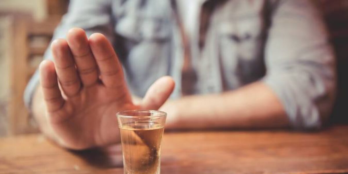 Saúde alerta para importância de prevenção ao alcoolismo