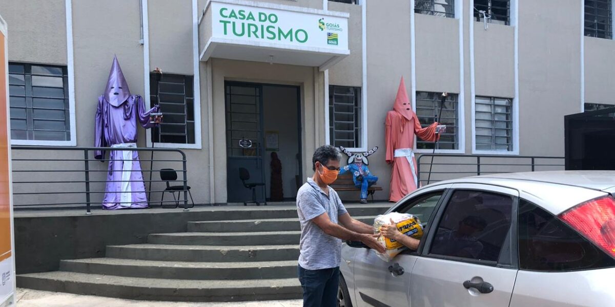 Goiás Turismo faz Campanha de Solidariedade por meio de sistema drive thru