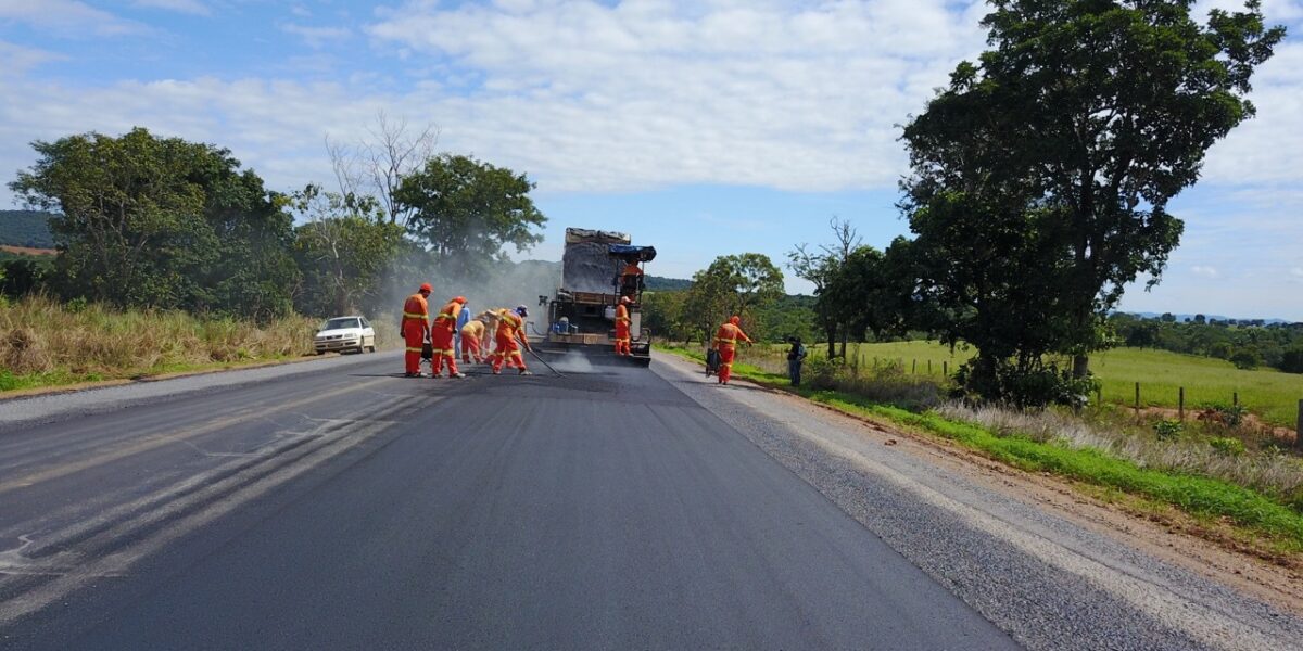 Estado retoma restauração da GO-060 e anuncia obras em várias regiões
