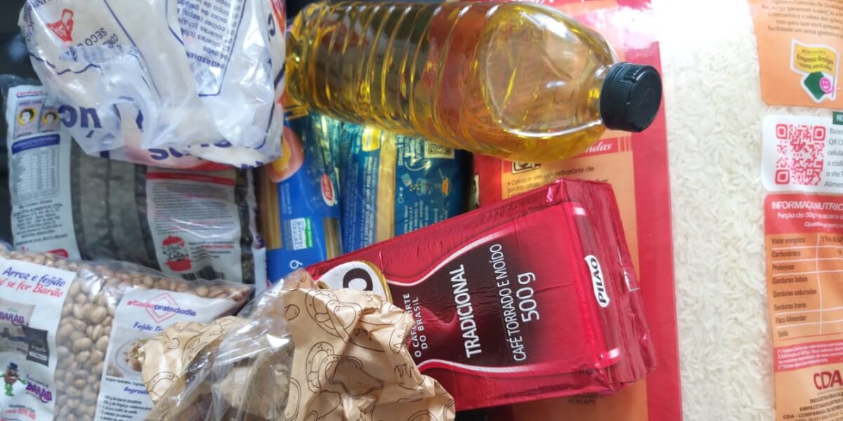 Governo de Goiás assegura doação de 500 cestas básicas para comunidades quilombolas