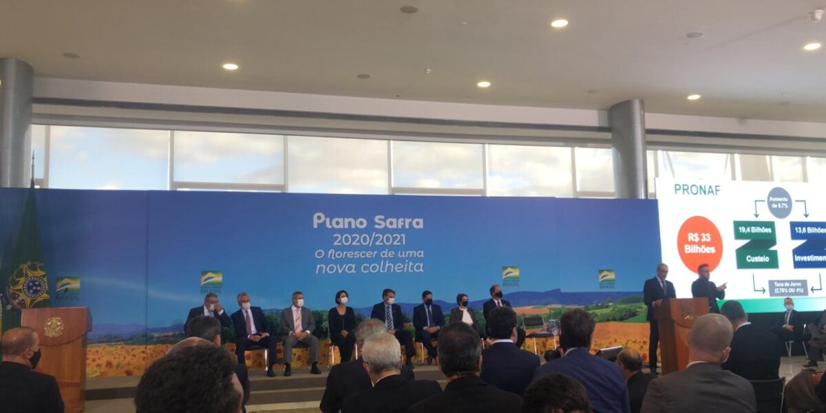 “Caiado é uma referência a todos nós”, diz Bolsonaro no lançamento do Plano Safra