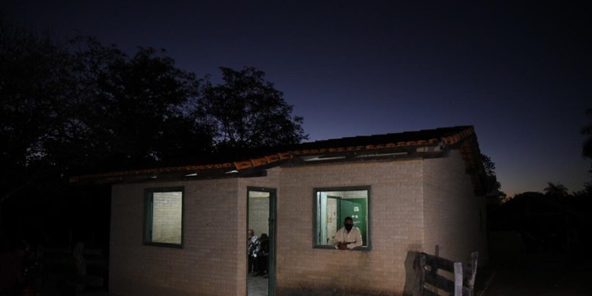 Governo de Goiás e Enel levam energia elétrica para comunidade Kalunga