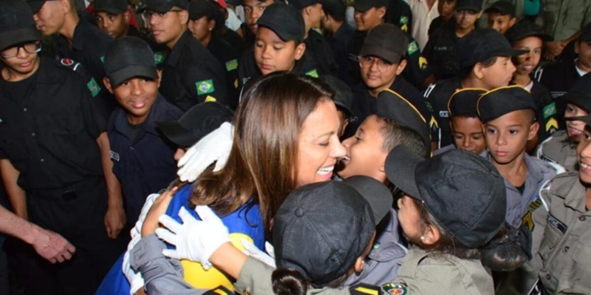 Gracinha Caiado comanda Mutirão em Luziânia