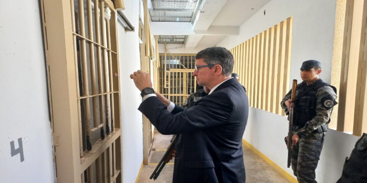 MP arquiva inquérito que apurava maus tratos e torturas a presos em Goiás