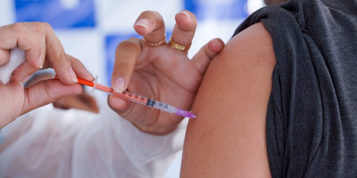 Saúde alerta para a vacinação contra Covid-19