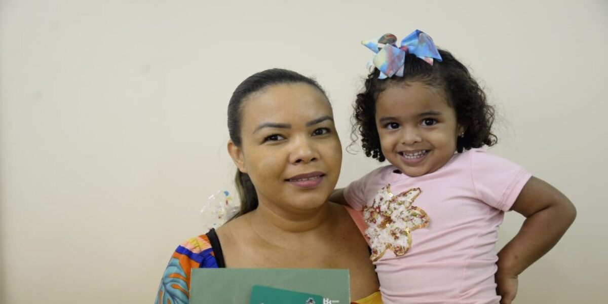 Mães de Goiás: beneficiárias devem trocar senha do cartão