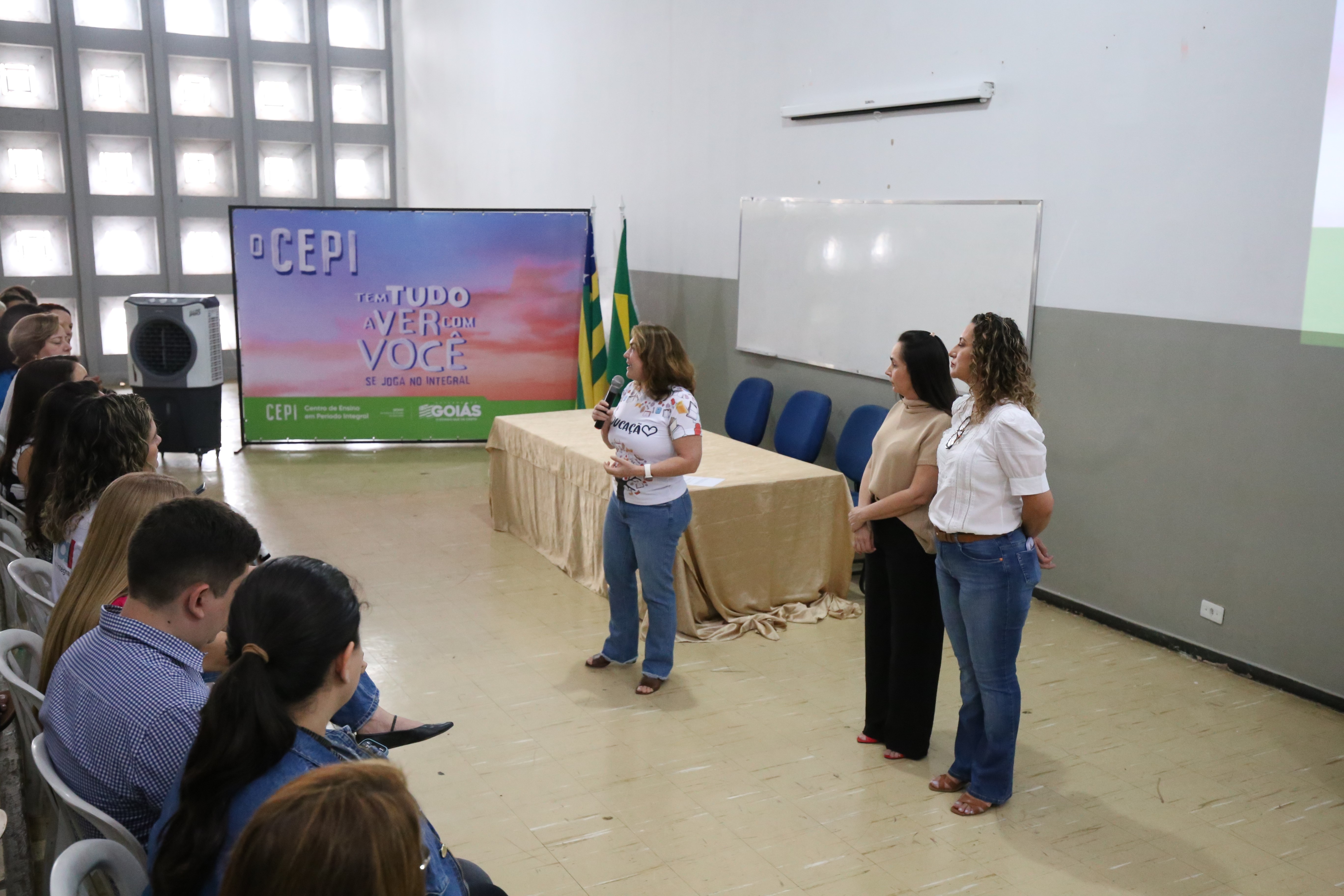 Goiás terá 16 novas unidades de ensino em tempo integral