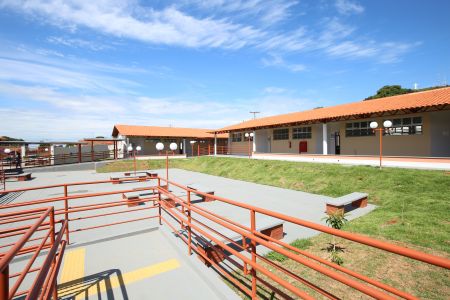 Duas novas escolas estaduais estão com matrículas abertas