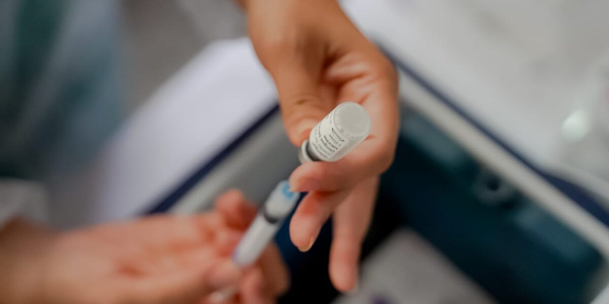 Goiás amplia vacinação contra dengue para pessoas de 4 a 59 anos