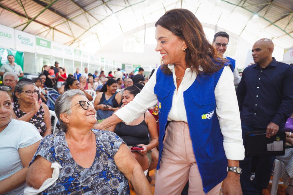 Gracinha no Goiás Social