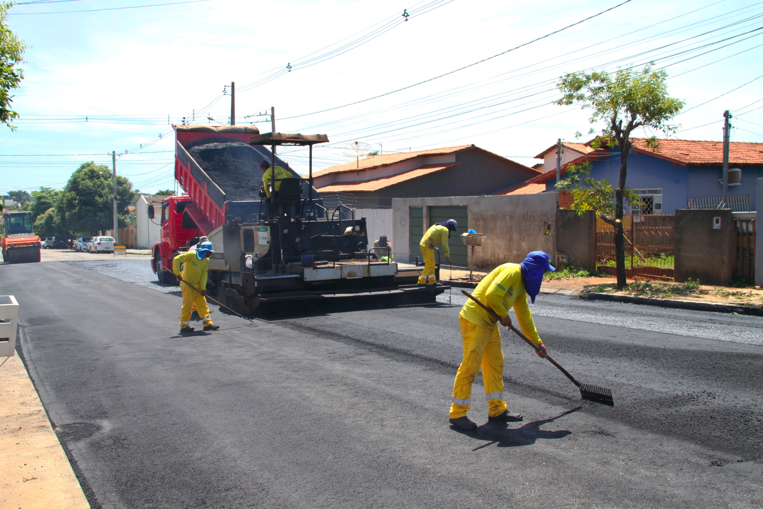 Governo anuncia investimento em infraestrutura e habitação