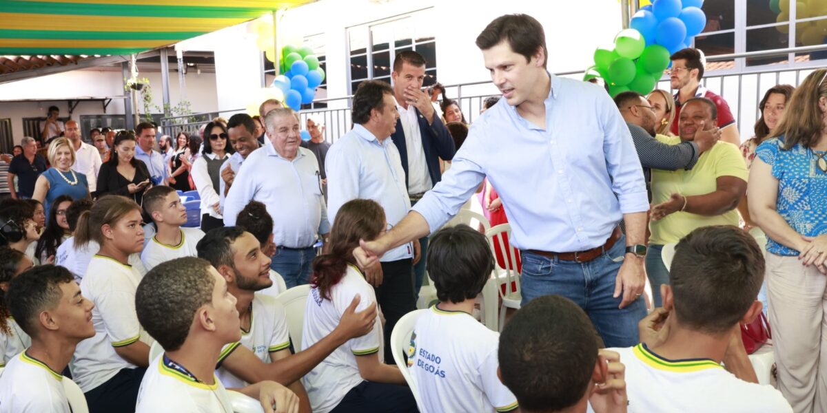 Estudantes de Jataí recebem nova unidade educacional