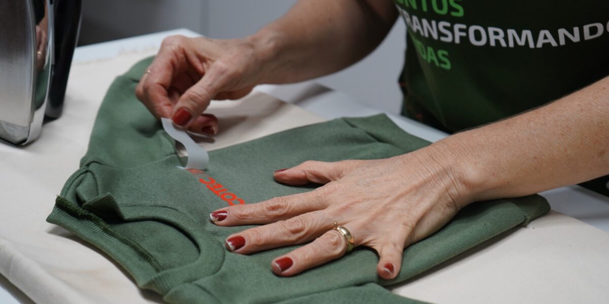 Retomada doa moletons infantis a entidades filantrópicas e Cras de 11 cidades goianas