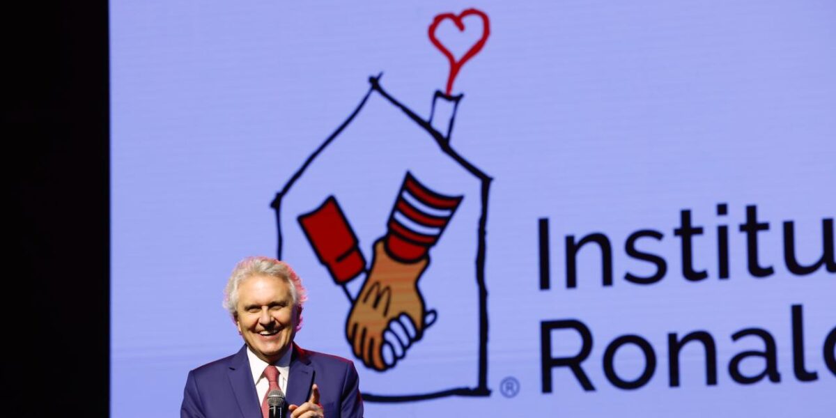 Caiado celebra Casa Ronald McDonald de Goiânia, a maior da América do Sul