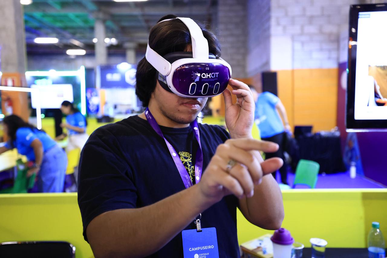 Evento oferece palestras, oficinas e outras programações paralelas para todo tipo de público (Fotos: Adalberto Ruchelle e Walter Folador)