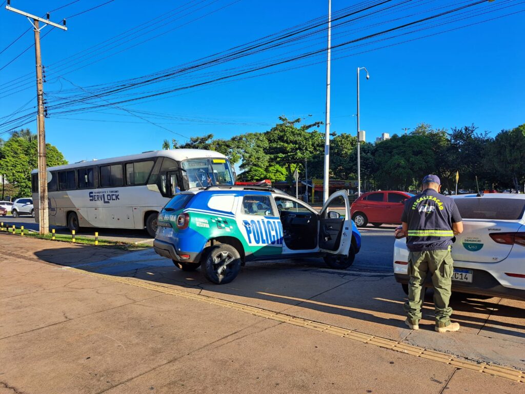 Fiscalização AGR e PMGO contra transporte clandestino