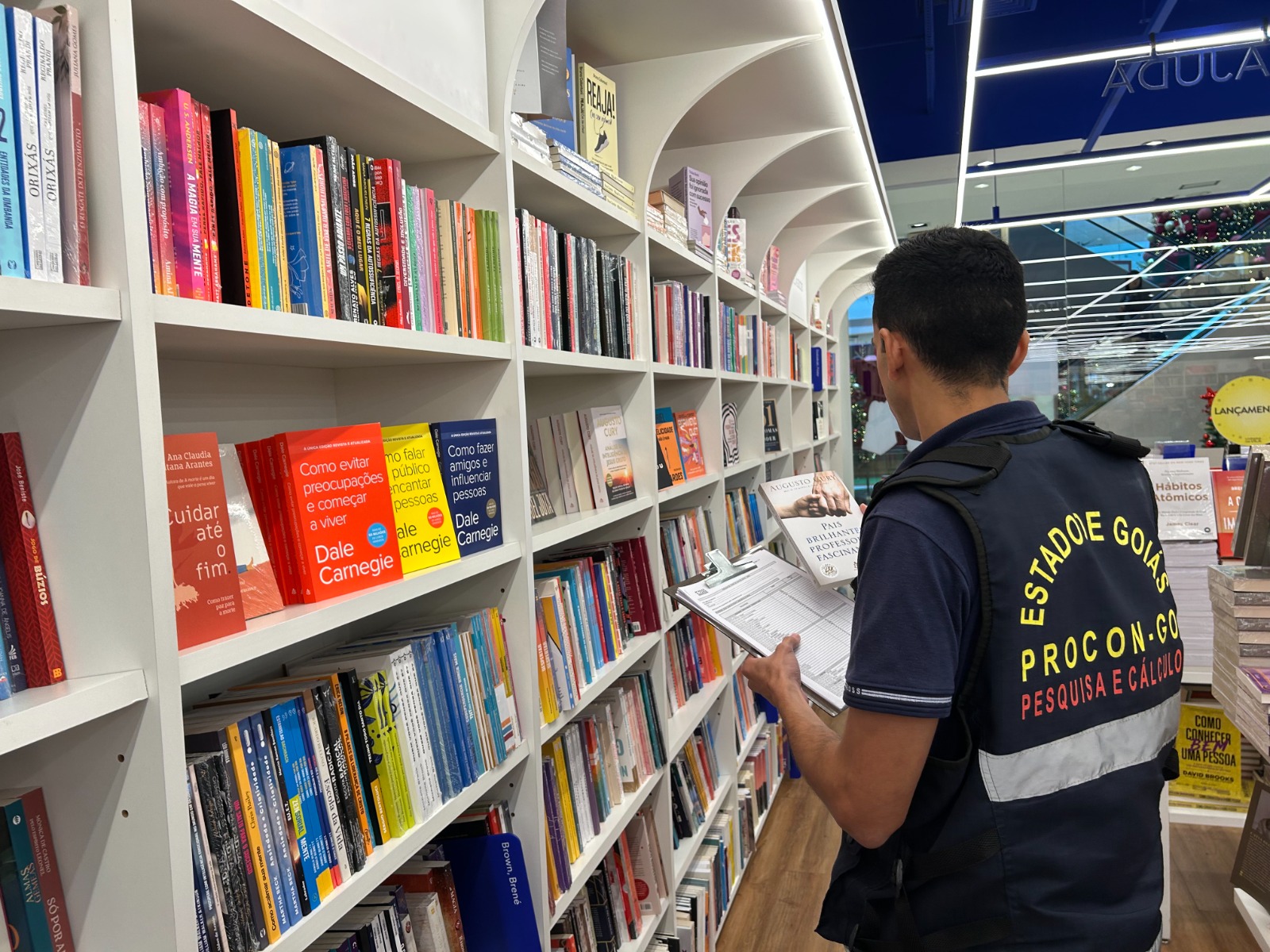 Vai às compras para o Natal? Então fique atento! Procon aponta variação de até 226% em preços do mesmo produto