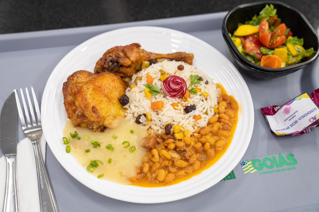 prato de refeição do Restaurante do Bem