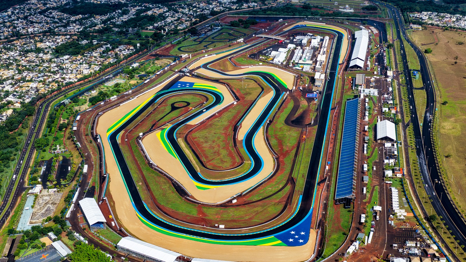 MotoGP em Goiânia coloca Goiás no centro do automobilismo mundial - panorâmica aérea do Autódromo Ayrton Senna