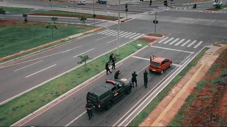 Goiás tem menor taxa de roubo de veículos do país, aponta levantamento Mapa da Segurança Pública mostra que, em 2025, indicador estadual ficou em 9,40 ocorrências por 100 mil veículos; taxa nacional é de 80,87